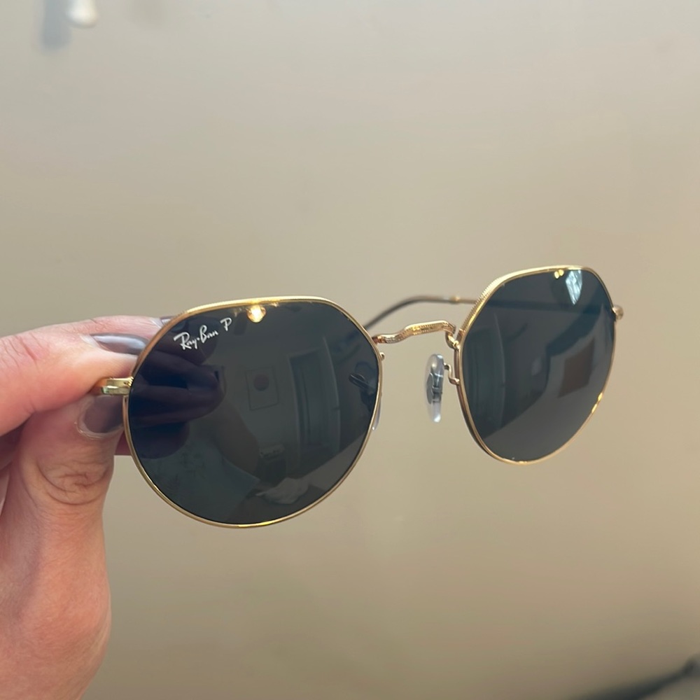 Brand New, Polarized ray bans